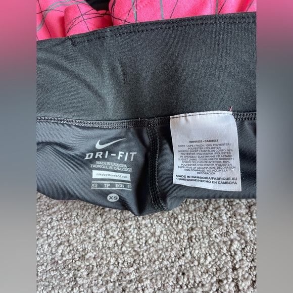 Womens nike dri-fit skirt size xs extra small - Picture 3 of 7